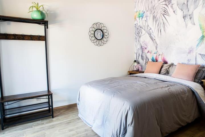 Chambre Tropicale Privee Au Coeur D'Un Village Calme Et Proche Du Vignoble Vinzelles Εξωτερικό φωτογραφία