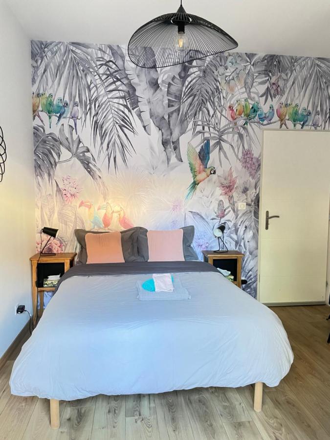 Chambre Tropicale Privee Au Coeur D'Un Village Calme Et Proche Du Vignoble Vinzelles Εξωτερικό φωτογραφία